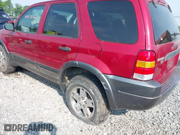 2004 Ford Escape XLT с VIN 1FMCU93194KB34635, выставлен на аукционе IAAI как лот 42413226 с пробегом 194 916 миль миль и . История ставок и продаж доступна на DreamBid. Изображение 6.