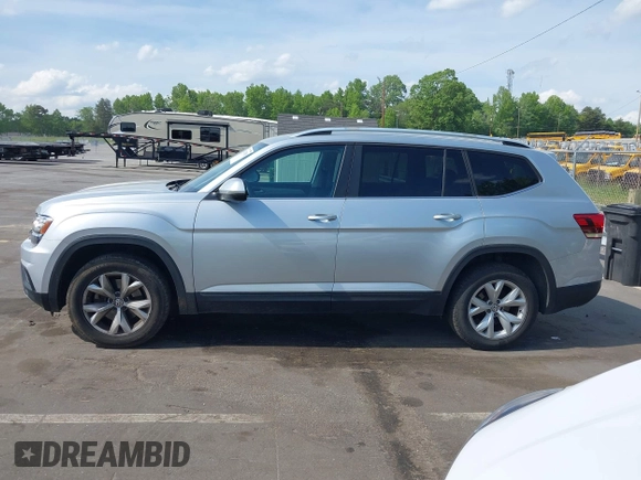 2018 Volkswagen Atlas SE with VIN 1V2CR2CA9JC535166, listed as a IAAI auction lot 42179451 with 146,625 mi miles and . Bid and sale history available at DreamBid. Image 15.