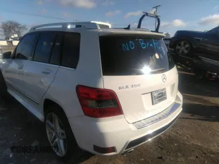 2010 Mercedes-Benz GLK GLK 350 with VIN WDCGG8HB5AF505748, listed as a IAAI auction lot 40982801 with 172,371 mi miles. Bid and sale history available at carsss.com. Image 3.