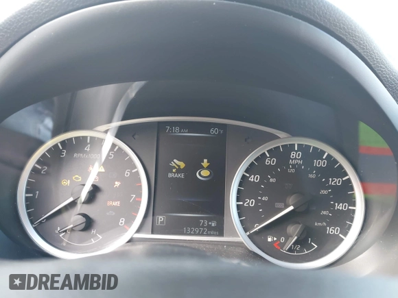 2017 Nissan Sentra SR z VIN 3N1AB7AP6HY367346, wystawiony jako IAAI lot #42348441 z przebiegiem 132 972 mil mil oraz . Historia ofert i sprzedaży dostępna na DreamBid. Obrazek 7.