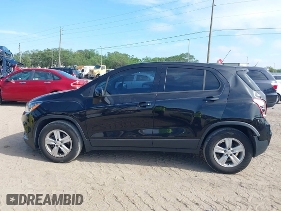 2020 Chevrolet Trax LS with VIN KL7CJKSB7LB086840, listed as a IAAI auction lot 41911240 with 36,894 mi miles. Bid and sale history available at carsss.com. Image 14.
