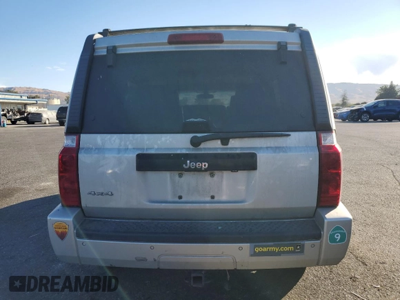 2008 Jeep Commander Sport with VIN 1J8HG48K38C124617, listed as a Copart auction lot 74362374 with 274,215 mi miles and Clean Title. Bid and sale history available at carsss.com. Image 6.