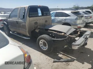 2005 Ford F-250 XL with VIN 1FTSX20P15EC23185, listed as a Copart auction lot 55887625 with Not provided miles and Non repairable. Bid and sale history available at DreamBid. Image 2.