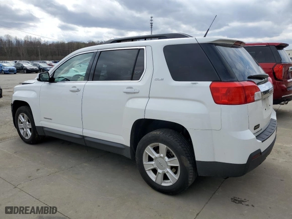 2013 GMC Terrain SLE with VIN 2GKALSEK5D6119603, listed as a Copart auction lot 50440915 with 205,457 mi miles and Salvage Title. Bid and sale history available at carsss.com. Image 2.