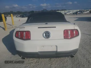 2011 Ford Mustang V6 with VIN 1ZVBP8EM2B5108198, listed as a Copart auction lot 88306225 with 125,270 mi miles and Salvage Title. Bid and sale history available at carsss.com. Image 6.