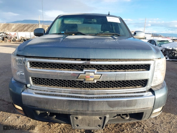 2008 Chevrolet Silverado 1500 LTZ with VIN 3GCEK13M18G191164, listed as a IAAI auction lot 40794522 with 180,509 mi miles. Bid and sale history available at carsss.com. Image 12.