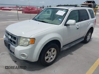 2011 Ford Escape Limited с VIN 1FMCU0E73BKB13113, выставлен на аукционе IAAI как лот 42556231 с пробегом 183 491 миль миль и . История ставок и продаж доступна на DreamBid. Изображение 2.