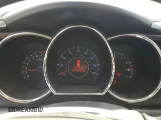 2013 Kia Optima LX z VIN 5XXGM4A76DG206790, wystawiony jako Copart lot #54222565 z przebiegiem 133 077 mil mil oraz Szkoda całkowita • Salvage title. Historia ofert i sprzedaży dostępna na DreamBid. Obrazek 9.