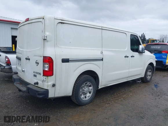 2016 Nissan NV SV with VIN 1N6AF0KY2GN805384, listed as a IAAI auction lot 41836205 with 168,103 mi miles. Bid and sale history available at carsss.com. Image 4.