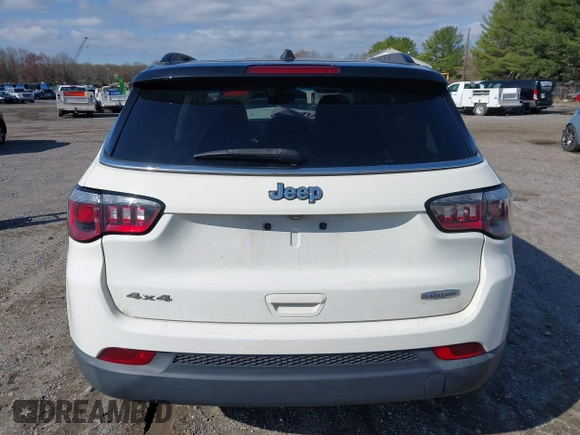2018 Jeep Compass Latitude z VIN 3C4NJDBB9JT436746, wystawiony jako IAAI lot #41857850 z przebiegiem 126 610 mil mil oraz . Historia ofert i sprzedaży dostępna na DreamBid. Obrazek 16.
