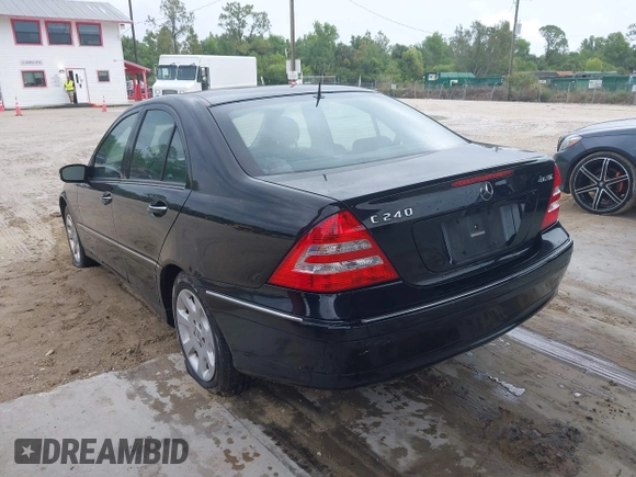 2005 Mercedes-Benz C 240 with VIN WDBRF81J05F557070, listed as a IAAI auction lot 42242556 with 113,139 mi miles and . Bid and sale history available at DreamBid. Image 3.