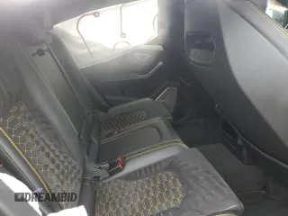 2019 Lamborghini Urus z VIN ZPBUA1ZL0KLA01046, wystawiony jako Copart lot #56668015 z przebiegiem Nie podano mil oraz Szkoda całkowita • Salvage title. Historia ofert i sprzedaży dostępna na DreamBid. Obrazek 11.