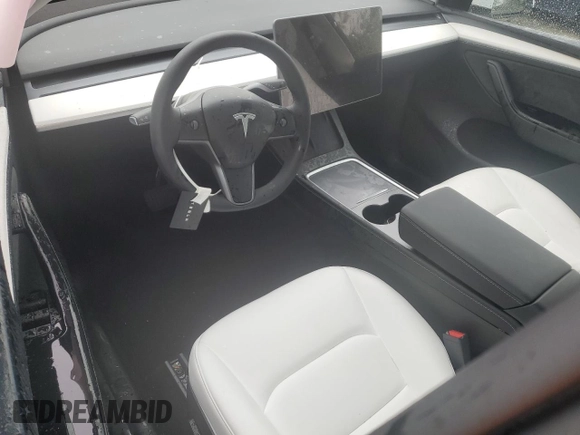 2024 Tesla Model Y Long Range с VIN 7SAYGDEE3RA283311, выставлен на аукционе Copart как лот 56925505 с пробегом Не указан миль и Списание • Salvage title. История ставок и продаж доступна на DreamBid. Изображение 8.