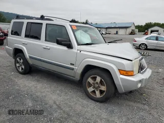 2008 Jeep Commander Sport with VIN 1J8HG48K98C149652, listed as a Copart auction lot 63973014 with 213,947 mi miles and Salvage Title. Bid and sale history available at carsss.com. Image 4.