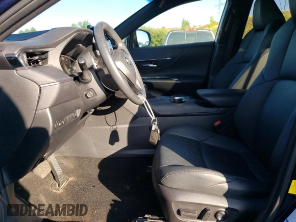 2022 Toyota Venza LE with VIN JTEAAAAH3NJ093685, listed as a Copart auction lot 70657454 with 40,921 mi miles and Salvage Title. Bid and sale history available at carsss.com. Image 7.