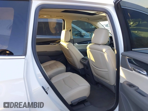 2020 Cadillac XT6 FWD Premium Luxury with VIN 1GYKPCRSXLZ207533, listed as a IAAI auction lot 41359744 with 81,689 mi miles. Bid and sale history available at carsss.com. Image 8.