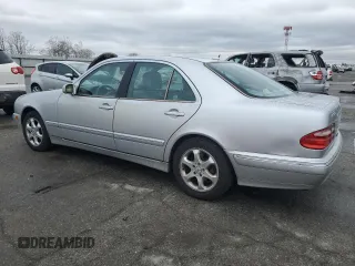 2002 Mercedes-Benz E-Class with VIN WDBJF65J02B446887, listed as a Copart auction lot 44057675 with 252,388 mi miles and Clean Title. Bid and sale history available at carsss.com. Image 2.