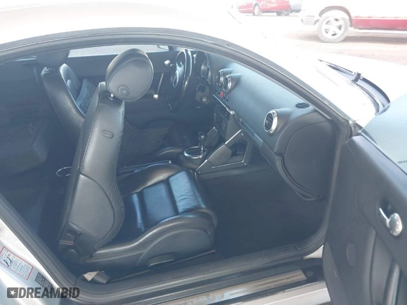 2004 Audi TT with VIN TRUSC28N341019675, listed as a IAAI auction lot 41445816 with 227,037 mi miles. Bid and sale history available at carsss.com. Image 5.