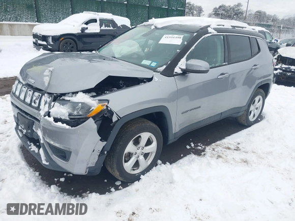 2018 Jeep Compass Altitude with VIN 3C4NJDBB7JT256164, listed as a IAAI auction lot 41551598 with 22,335 mi miles and . Bid and sale history available at carsss.com. Image 17.