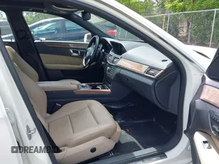 2010 Mercedes-Benz E 350 Luxury with VIN WDDHF5GB0AA105287, listed as a IAAI auction lot 42452791 with 195,377 mi miles and . Bid and sale history available at DreamBid. Image 5.