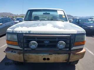 1992 Ford F-150 with VIN 1FTEF14H0NLA47691, listed as a IAAI auction lot 42096312 with 1 mi miles. Bid and sale history available at carsss.com. Image 13.