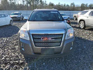 2011 GMC Terrain SLT-2 with VIN 2CTFLXE5XB6371227, listed as a Copart auction lot 81161053 with 161,610 mi miles and Salvage Title. Bid and sale history available at carsss.com. Image 5.