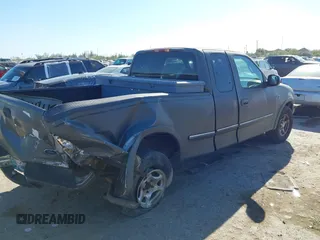 1998 Ford F-150 XL with VIN 1FTRX17LXWKA62592, listed as a IAAI auction lot 41830219 with 172,732 mi miles and . Bid and sale history available at DreamBid. Image 4.