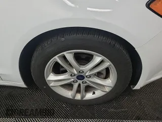 2018 Ford Fusion SE with VIN 3FA6P0H7XJR198309, listed as a IAAI auction lot 42122046 with 53,752 mi miles. Bid and sale history available at carsss.com. Image 1.