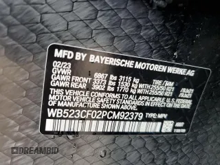 2023 BMW iX xDrive50 z VIN WB523CF02PCM92379, wystawiony jako Copart lot #47726814 z przebiegiem 7721 mil mil oraz . Historia ofert i sprzedaży dostępna na DreamBid. Obrazek 13.