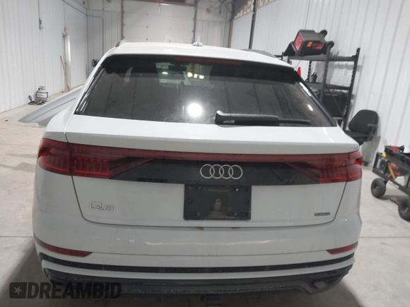2021 Audi Q8 Premium Plus z VIN WA1EVAF12MD003942, wystawiony jako IAAI lot #41369581 z przebiegiem 39 792 mil mil oraz . Historia ofert i sprzedaży dostępna na DreamBid. Obrazek 17.