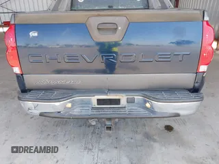 2006 Chevrolet Avalanche Z66 with VIN 3GNEC12Z76G233075, listed as a IAAI auction lot 42507082 with 218,395 mi miles and . Bid and sale history available at DreamBid. Image 13.