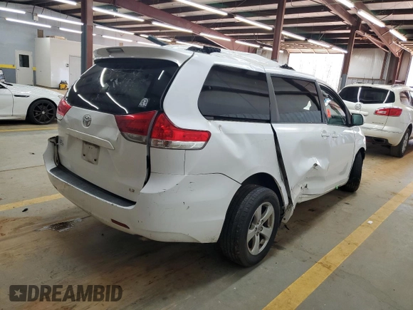 2012 Toyota Sienna LE AAS с VIN 5TDKK3DC1CS269618, выставлен на аукционе Copart как лот 49789095 с пробегом Не указан миль и Списание • Salvage title. История ставок и продаж доступна на DreamBid. Изображение 3.