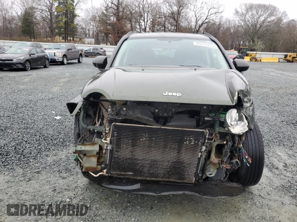 2009 Jeep Compass North with VIN 1J4FT47BX9D192298, listed as a Copart auction lot 45315155 with 111,616 mi miles and Salvage Title. Bid and sale history available at carsss.com. Image 5.