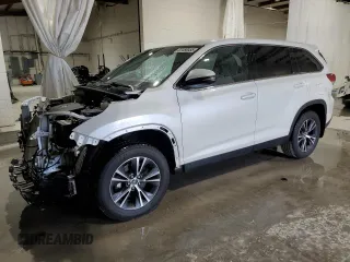 2019 Toyota Highlander LE with VIN 5TDBZRFHXKS923750, listed as a Copart auction lot 63456585 with 121,110 mi miles and Salvage title. Bid and sale history available at DreamBid. Image 1.