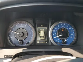 2015 Toyota Sienna XLE с VIN 5TDYK3DC3FS640597, выставлен на аукционе Copart как лот 59334555 с пробегом 187 728 миль миль и Списание • Salvage title. История ставок и продаж доступна на DreamBid. Изображение 9.