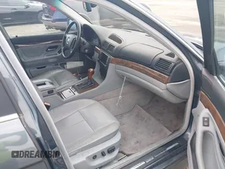 2001 BMW 7 Series 740i with VIN WBAGG834X1DN87354, listed as a IAAI auction lot 42749277 with Not provided miles and . Bid and sale history available at DreamBid. Image 5.