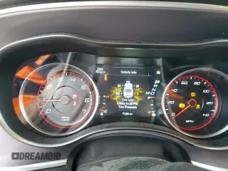 2019 Dodge Charger SXT with VIN 2C3CDXJG9KH523879, listed as a Copart auction lot 82988364 with 71,386 mi miles and Salvage Title. Bid and sale history available at DreamBid. Image 9.