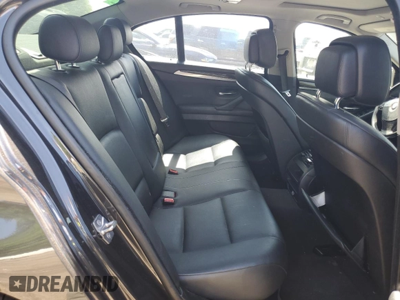 2011 BMW 5 Series 535i z VIN WBAFR7C55BC604867, wystawiony jako Copart lot #52096975 z przebiegiem 196 624 mil mil oraz Szkoda całkowita • Salvage title. Historia ofert i sprzedaży dostępna na DreamBid. Obrazek 10.