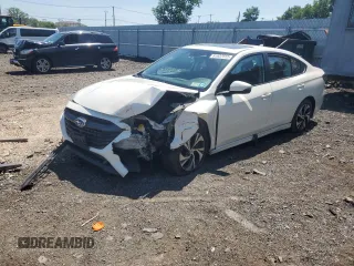 2023 Subaru Legacy Premium z VIN 4S3BWAF65P3004112, wystawiony jako Copart lot #61937915 z przebiegiem Nie podano mil oraz Szkoda całkowita • Salvage title. Historia ofert i sprzedaży dostępna na DreamBid. Obrazek 1.