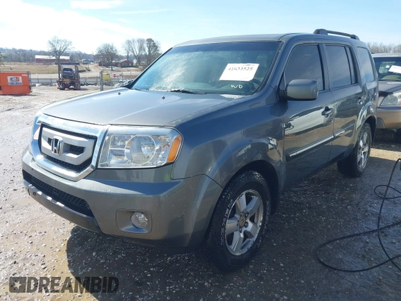 2009 Honda Pilot EX with VIN 5FNYF48469B003449, listed as a IAAI auction lot 41633525 with 190,462 mi miles. Bid and sale history available at carsss.com. Image 17.