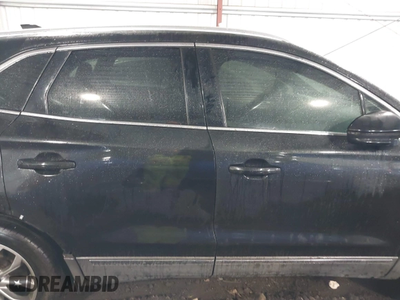 2015 Lincoln MKC with VIN 5LMCJ2A98FUJ17855, listed as a IAAI auction lot 41433416 with 113,070 mi miles. Bid and sale history available at carsss.com. Image 13.