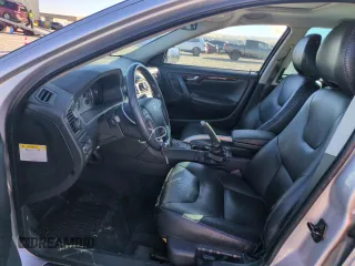 2003 Volvo V70 XC70 z VIN YV1SZ59H831111876, wystawiony jako Copart lot #79505134 z przebiegiem 175 692 mil mil oraz Szkoda całkowita • Salvage title. Historia ofert i sprzedaży dostępna na DreamBid. Obrazek 7.