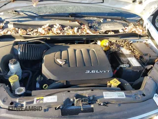 2015 Chrysler Town & Country Touring with VIN 2C4RC1BG9FR552481, listed as a IAAI auction lot 41422453 with 139,693 mi miles and . Bid and sale history available at DreamBid. Image 10.