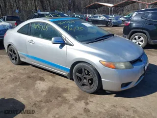 2008 Honda Civic Cpe EX-L with VIN 2HGFG12998H501422, listed as a IAAI auction lot 41645328 with 231,418 mi miles. Bid and sale history available at carsss.com. Image 1.