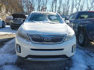 2014 Kia Sorento SX Limited with VIN 5XYKWDA73EG520883, listed as a IAAI auction lot 41391858 with 98,762 mi miles. Bid and sale history available at carsss.com. Image 13.
