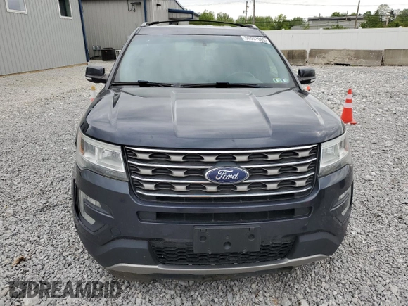 2017 Ford Explorer XLT z VIN 1FM5K8DH1HGA85833, wystawiony jako Copart lot #56557085 z przebiegiem 243 806 mil mil oraz Czysty tytuł • Clean title. Historia ofert i sprzedaży dostępna na DreamBid. Obrazek 5.