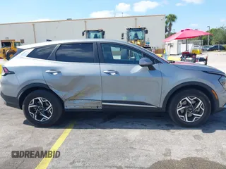 2024 Kia Sportage LX with VIN KNDPUCDF6R7228446, listed as a IAAI auction lot 42167577 with 39,727 mi miles and . Bid and sale history available at DreamBid. Image 6.