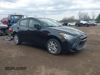 2018 Toyota Yaris with VIN 3MYDLBYV2JY323902, listed as a IAAI auction lot 41945185 with 76,195 mi miles and . Bid and sale history available at DreamBid. Image 1.