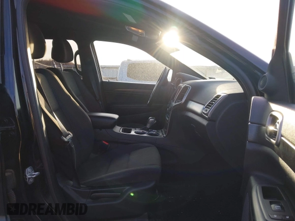 2018 Jeep Grand Cherokee Altitude with VIN 1C4RJFAG0JC305842, listed as a IAAI auction lot 41949021 with 83,773 mi miles and . Bid and sale history available at DreamBid. Image 5.