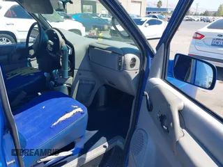 1996 GMC Safari Cargo with VIN 1GTDM19W2TB501189, listed as a IAAI auction lot 38223202 with 71,447 mi miles. Bid and sale history available at carsss.com. Image 5.